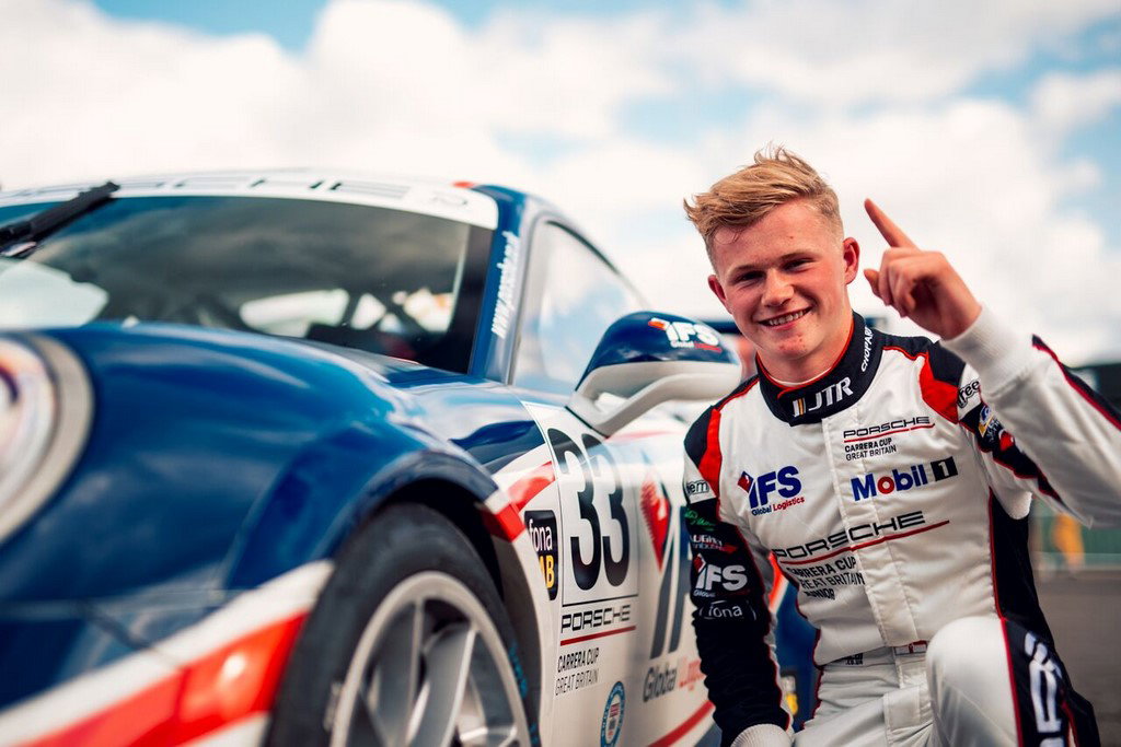 BTCC Knockhill: Race Results (1)